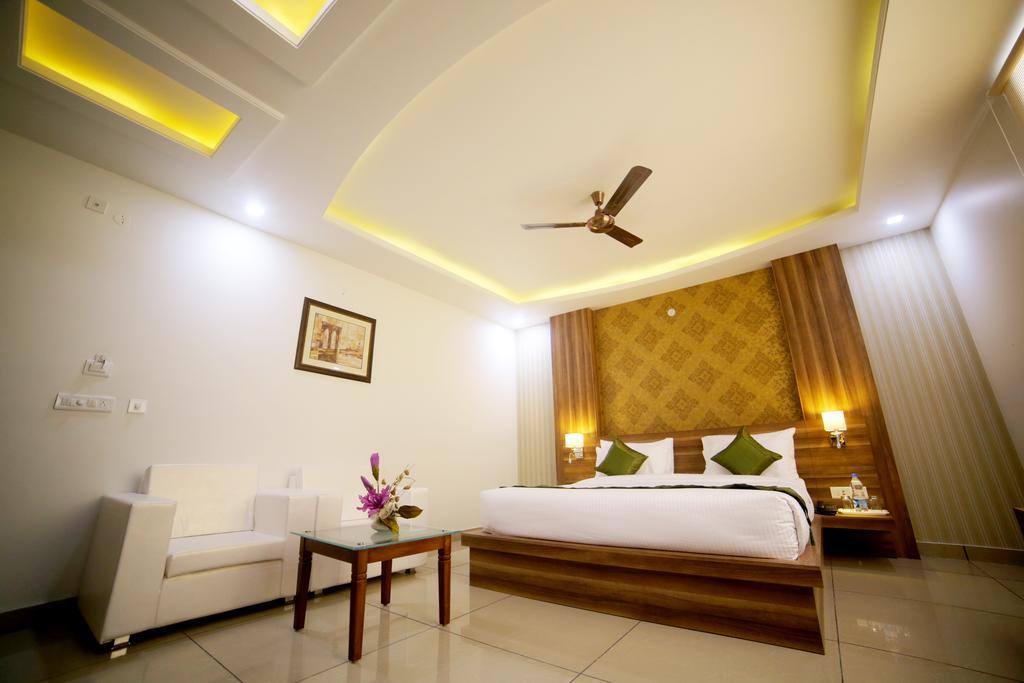 Treebo Signature Inn Malviya Nagar Jaipur Quarto foto